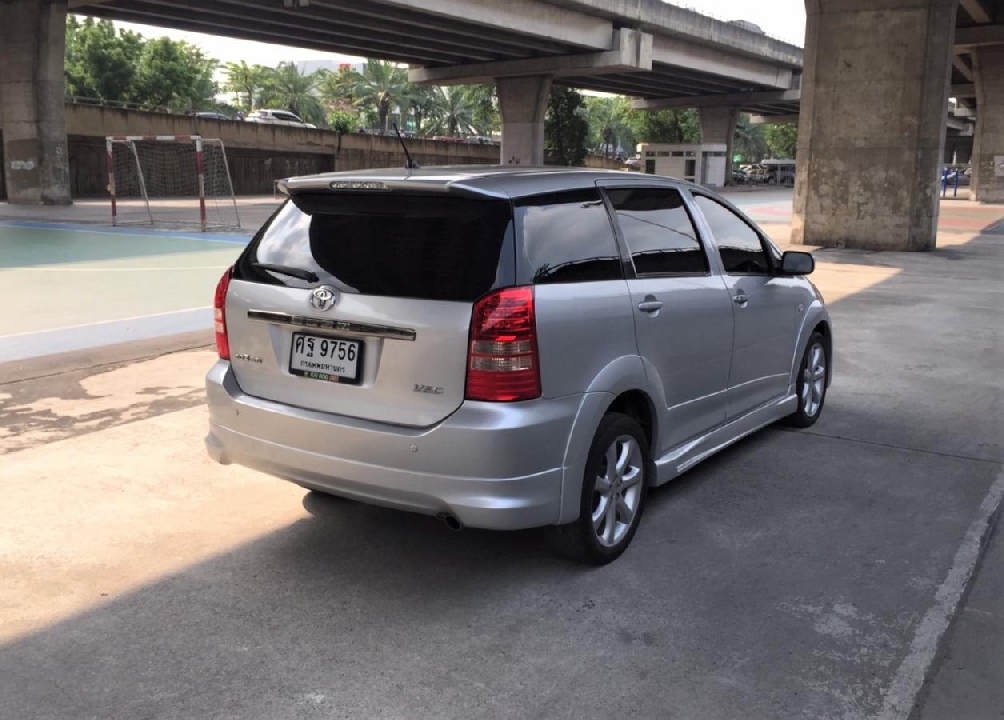 toyota wish 2.0 q 2005