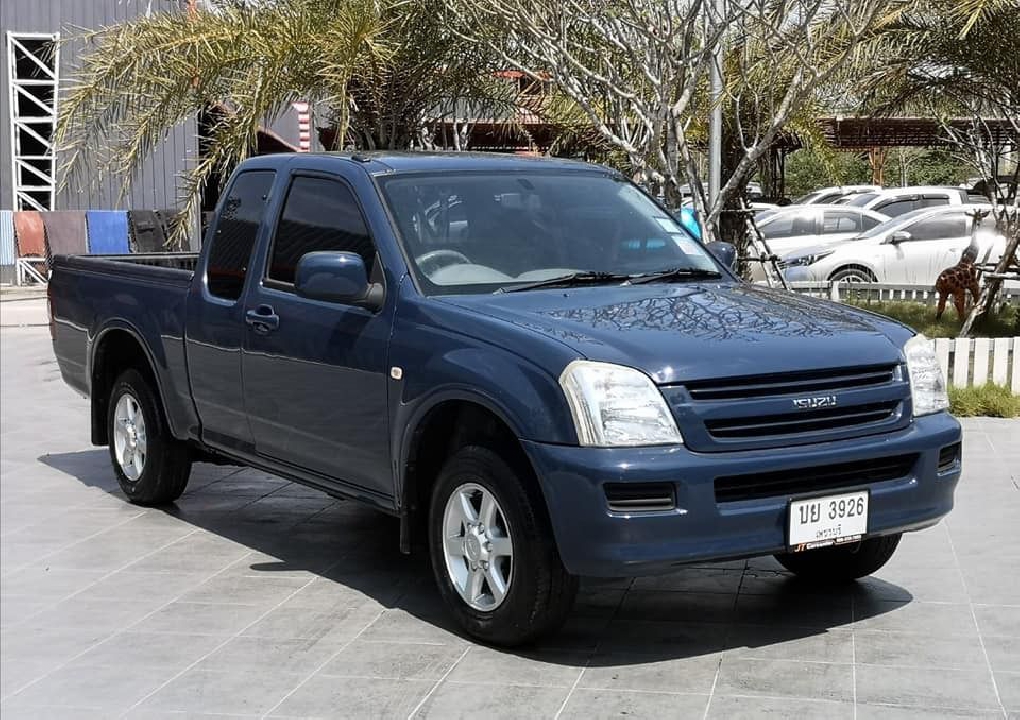 รถ ISUZU D-MAX เครื่องยนต์ 2.5 เกียร์ธรรมดา