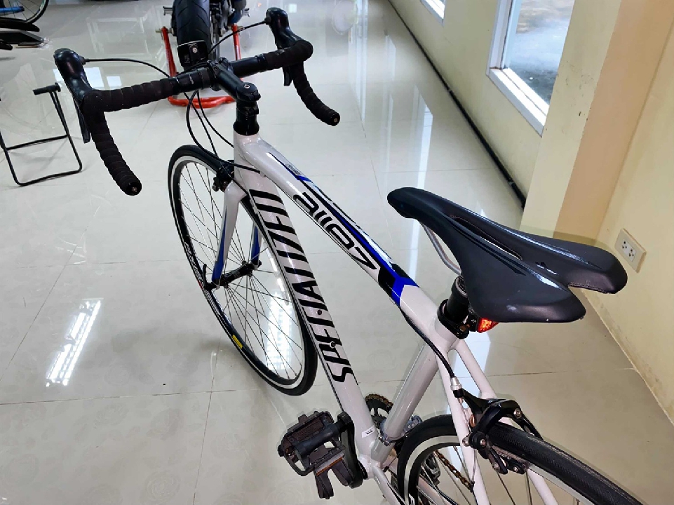 Specialized Allez 8 sp size 52 พิเศษลด 30 %