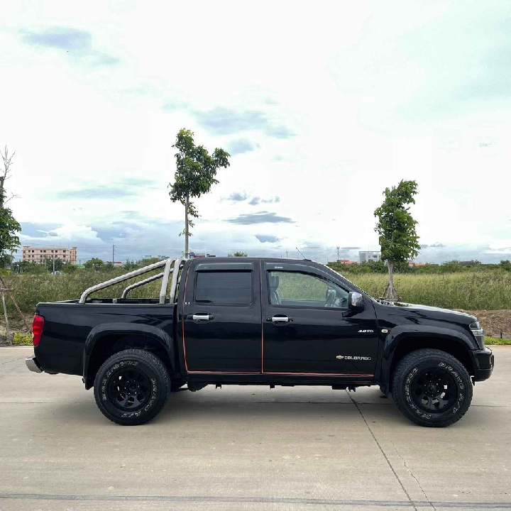 2004 Chevrolet colorado 4wd ออโต้ 4ประตู